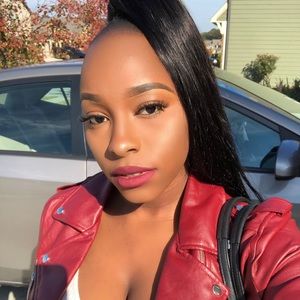 Meet your Posher, Naledi